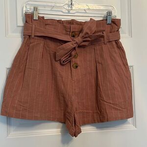 Elodie dusty rose pinstripe linen pleated tie waist paperbag shorts‎ size medium